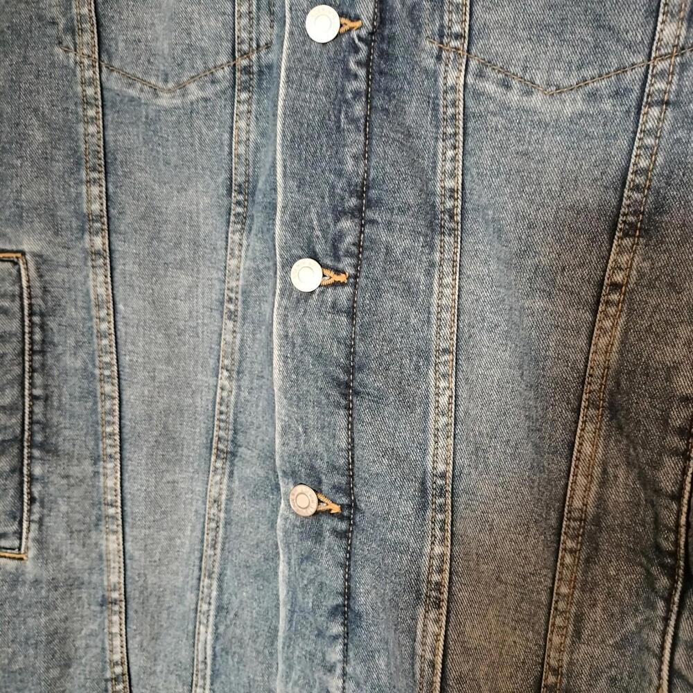 H&M Denim Jacket 4 front Pockets  Shearling Faux Fur Size 8 - Picture 8 of 9